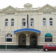 The London Hotel - Lightning Ridge Tourism