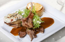 XO Lounge - Lightning Ridge Tourism 3