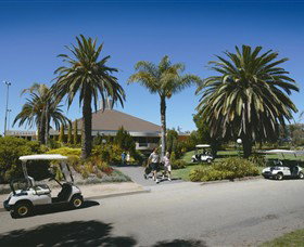 Murray Downs Golf & Country Club - Lightning Ridge Tourism 1