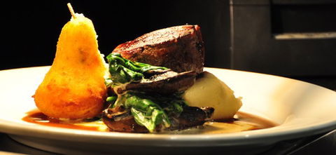 Aubergine Sydney - Lightning Ridge Tourism 1