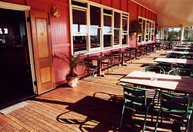 Mapleton Tavern - Lightning Ridge Tourism 3
