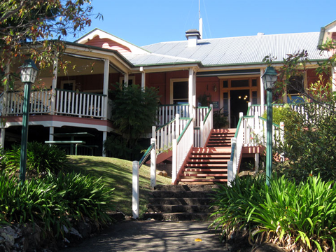 Mapleton Tavern - Lightning Ridge Tourism 4