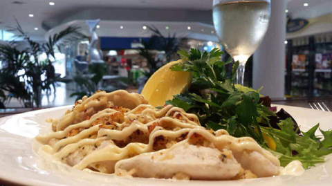 O'Malley's Irish Pub - Lightning Ridge Tourism 4