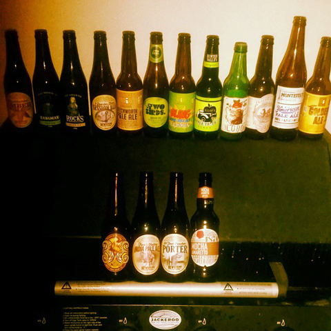 Taps @ Mooloolaba - Lightning Ridge Tourism 2