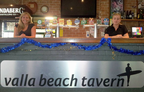 Valla Beach Tavern - Lightning Ridge Tourism 0
