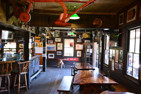 The Pub With No Beer - Lightning Ridge Tourism 1