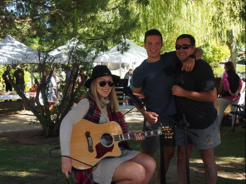 Deni Fest - Lightning Ridge Tourism 2