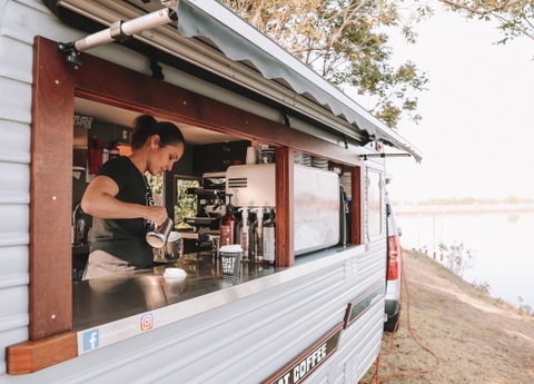 Gladstone Quality Markets - Lightning Ridge Tourism 1