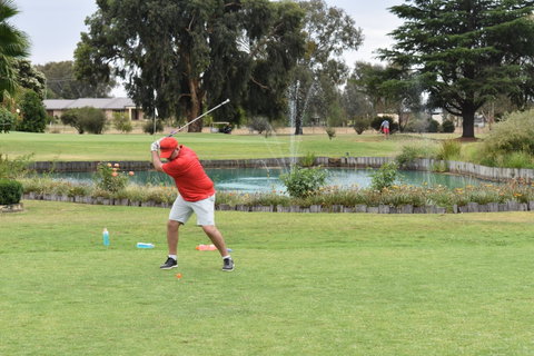 Howlong Golden Shoe Nine Hole Golf Tournament - Lightning Ridge Tourism 2