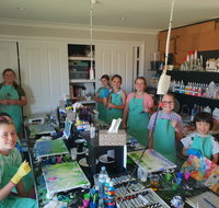 School holidays - Kids art class - Painting - Lightning Ridge Tourism