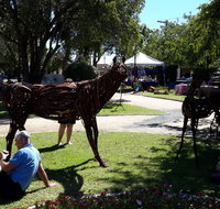ArtOut Artisan Market - Lightning Ridge Tourism