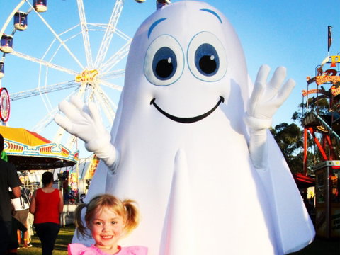 Campbelltown City Festival Of Fisher's Ghost - Lightning Ridge Tourism 2