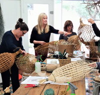 Fish Trap Lampshade Weaving - Lightning Ridge Tourism