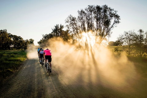 Gears And Beers Festival - Lightning Ridge Tourism 1