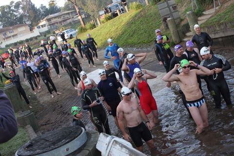 Quarry Mining Maitland Triathlon - Lightning Ridge Tourism 0