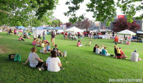 Young And Region Farmers Markets - Lightning Ridge Tourism 0