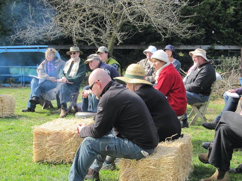 All Season Cold Climate Organic Vegetable Growing - Lightning Ridge Tourism 0