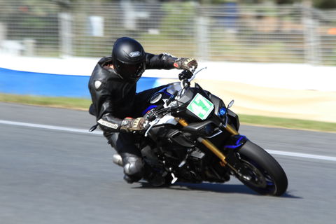 QR Moto Ride Days At Queensland Raceways! - Lightning Ridge Tourism 2