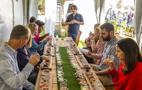 Southern Highlands Food And Wine Festival - Lightning Ridge Tourism 1