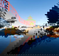 Mayfield Garden Spring Festival - Lightning Ridge Tourism