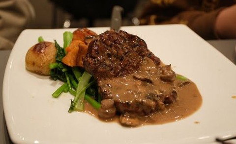 Mike's Grill & Bar - Lightning Ridge Tourism 3