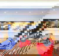 Novotel Melbourne Glen Waverley - Lightning Ridge Tourism