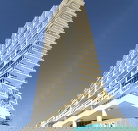 ULTIQA Air On Broadbeach - Lightning Ridge Tourism