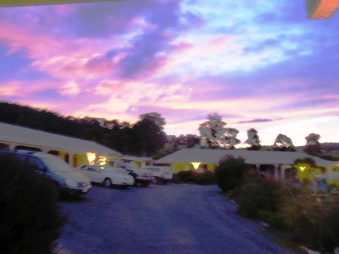 Port Arthur Villas - Lightning Ridge Tourism 2