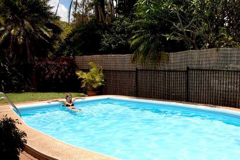Byron Motor Lodge Motel - Lightning Ridge Tourism 1
