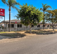 Econo Lodge Moree Spa Motor Inn - Lightning Ridge Tourism