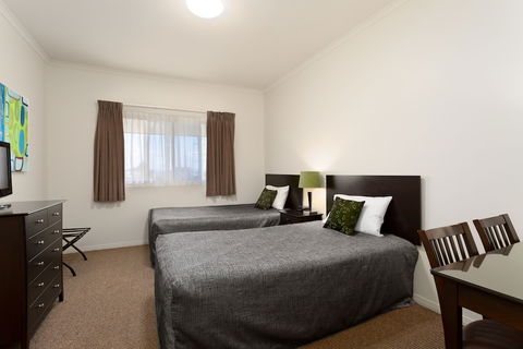 Redcliffe Motor Inn - Lightning Ridge Tourism 5