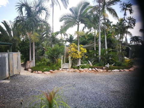 Chillagoe Cabins & Tours - Lightning Ridge Tourism 6