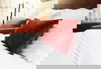 Mowbray Park Farmstay Holidays - Lightning Ridge Tourism 0