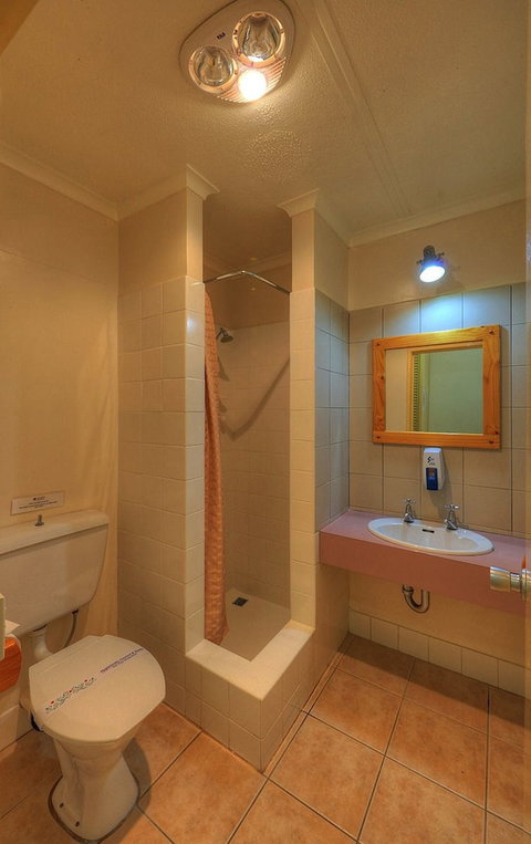 Port Arthur Motor Inn - Lightning Ridge Tourism 6