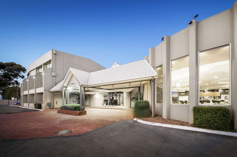 Ciloms Airport Lodge - Lightning Ridge Tourism 0