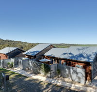 Seascape Retreat - Lightning Ridge Tourism