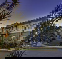 Quest Ipswich - Lightning Ridge Tourism