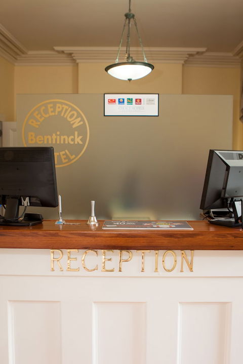 Quality Hotel Bentinck - Lightning Ridge Tourism 2