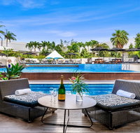 Shangri-La The Marina Cairns - Lightning Ridge Tourism