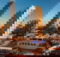 Sofitel Gold Coast Broadbeach - Lightning Ridge Tourism