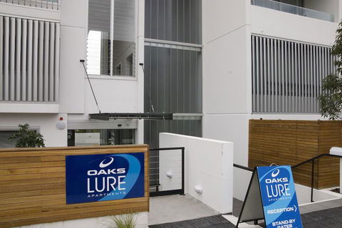 Oaks Nelson Bay Lure Suites - Lightning Ridge Tourism 1