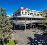 Hides Hotel Cairns - Lightning Ridge Tourism
