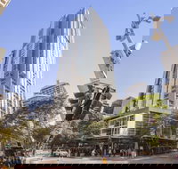 Oaks Brisbane Festival Suites - Lightning Ridge Tourism