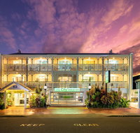 City Terraces Cairns - Lightning Ridge Tourism