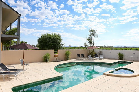 Lancemore Milawa - Lightning Ridge Tourism 4