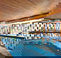 Cumberland Lorne Resort - Lightning Ridge Tourism