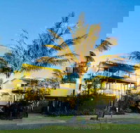 Fraser Island Beach Houses - Lightning Ridge Tourism