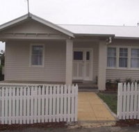 Avenue House - Lightning Ridge Tourism