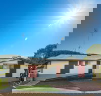 Grantys House - Lightning Ridge Tourism