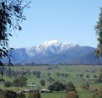 Off Mountain Accommodation - Lightning Ridge Tourism